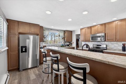 Tiny photo for 305 S Bluff Street, Monticello, IN 47960 (MLS # 202612108)