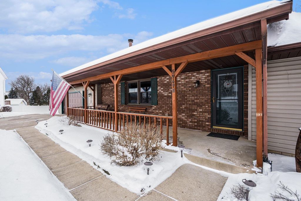 Photo of 59690 Thornberry Court, South Bend, IN 46614 (MLS # 202603817)