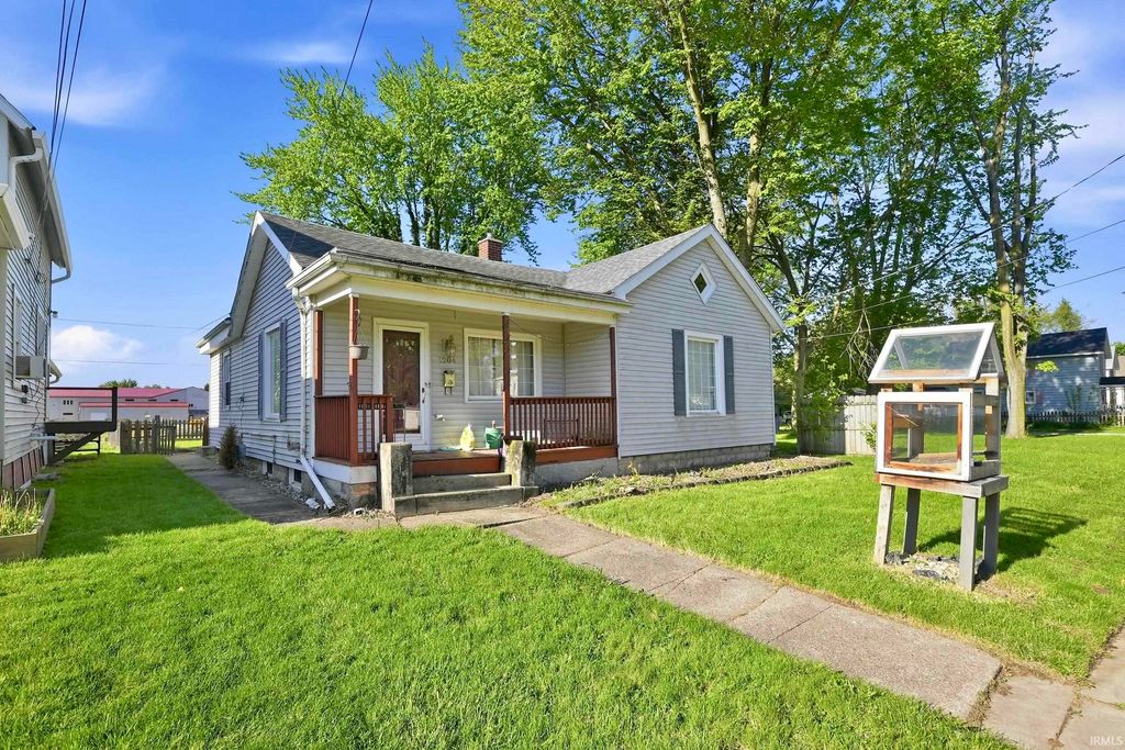 Photo of 1204 Summit Street, New Haven, IN 46774 (MLS # 202617158)