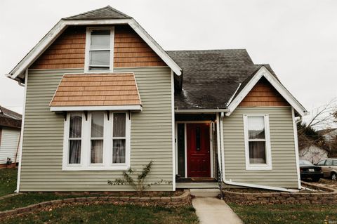 MLS: 202445458
