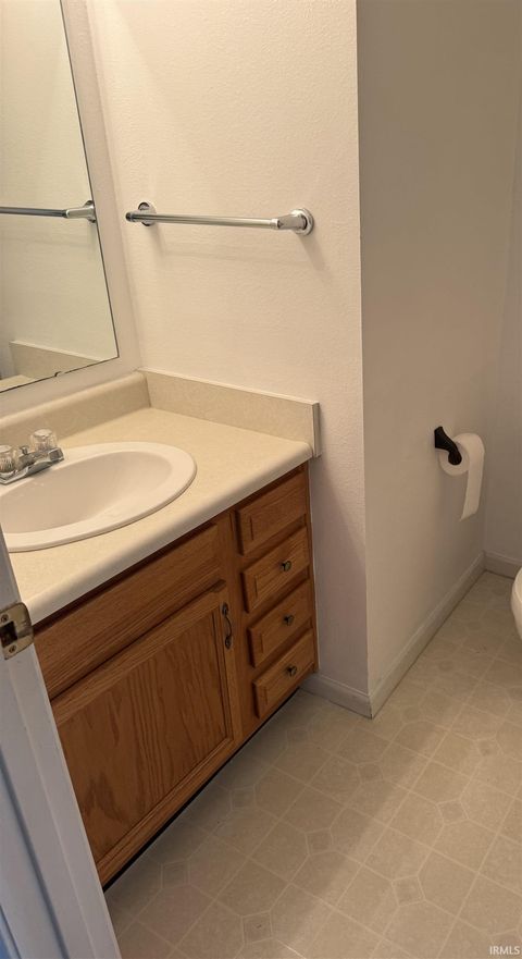 Tiny photo for 726 Springwater Road, Kokomo, IN 46902 (MLS # 202540517)