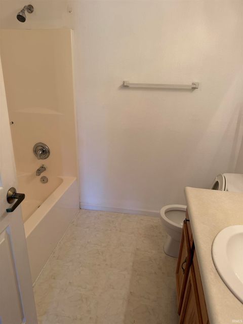 Tiny photo for 726 Springwater Road, Kokomo, IN 46902 (MLS # 202540517)