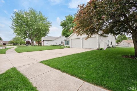 Tiny photo for 2105 WELLESLEY Lane, Kokomo, IN 46902 (MLS # 202615471)