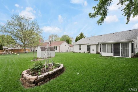 Tiny photo for 2105 WELLESLEY Lane, Kokomo, IN 46902 (MLS # 202615471)