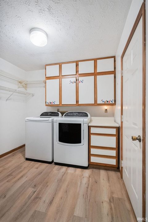 Tiny photo for 2105 WELLESLEY Lane, Kokomo, IN 46902 (MLS # 202615471)