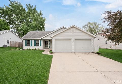 Photo of 2105 WELLESLEY Lane, Kokomo, IN 46902 (MLS # 202615471)