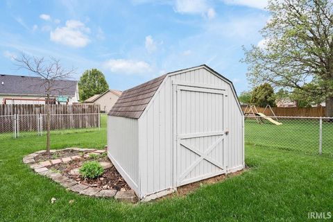 Tiny photo for 2105 WELLESLEY Lane, Kokomo, IN 46902 (MLS # 202615471)