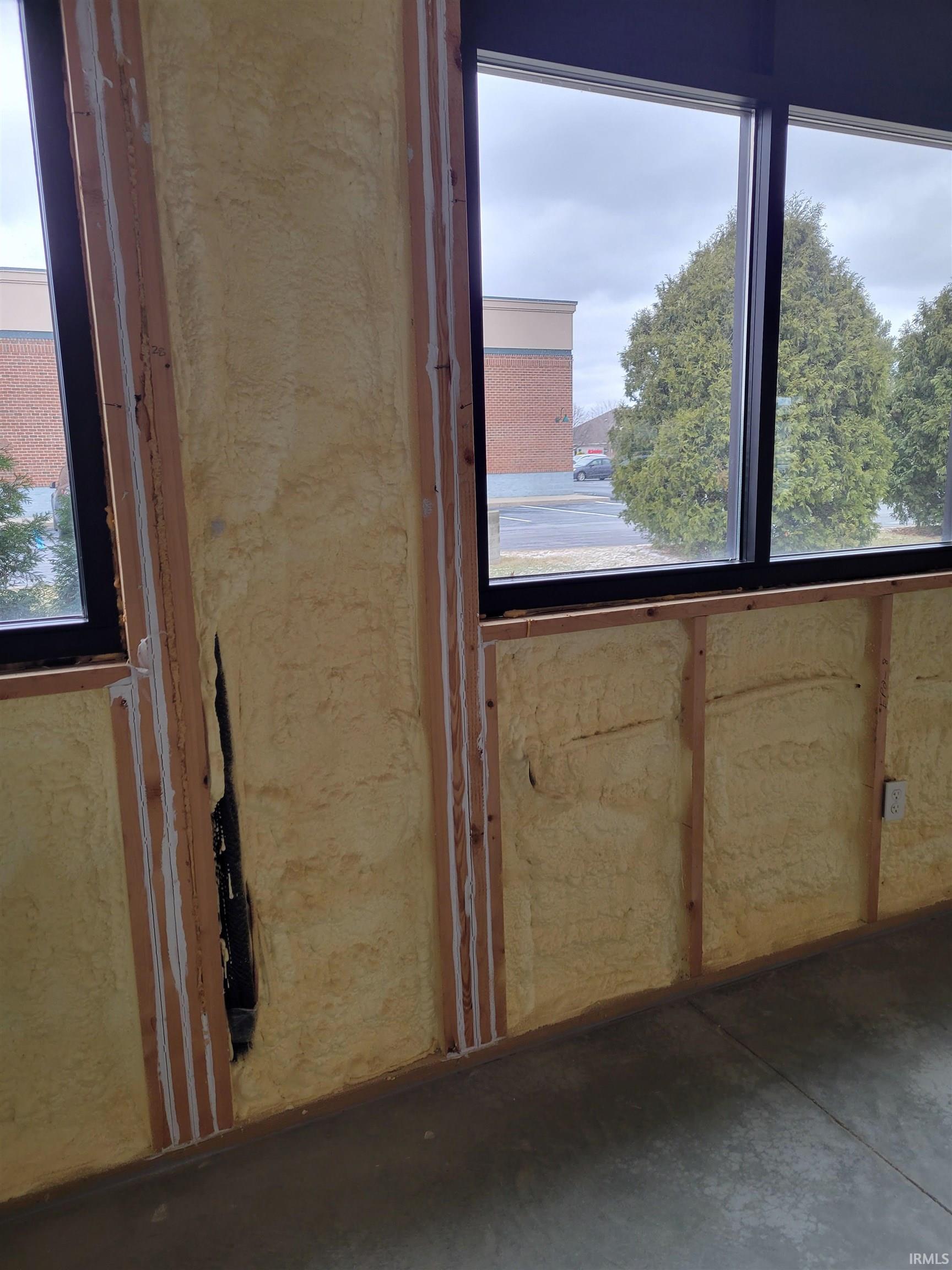 Elkhart, Indiana 46516, United States, ,Commercial,Active,74547