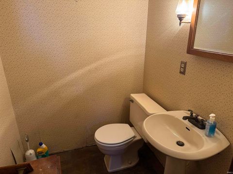 Tiny photo for 1217 Tower Drive, Logansport, IN 46947 (MLS # 202539668)