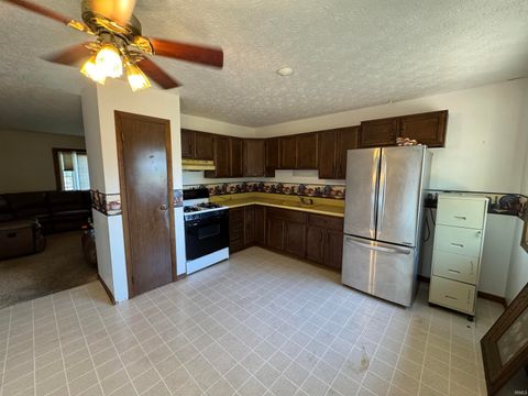 Tiny photo for 1217 Tower Drive, Logansport, IN 46947 (MLS # 202539668)