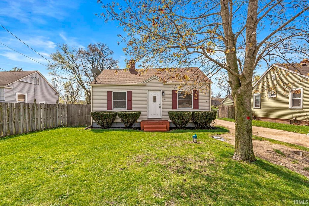 Photo of 23112 Ardmore Trail, South Bend, IN 46628 (MLS # 202613274)