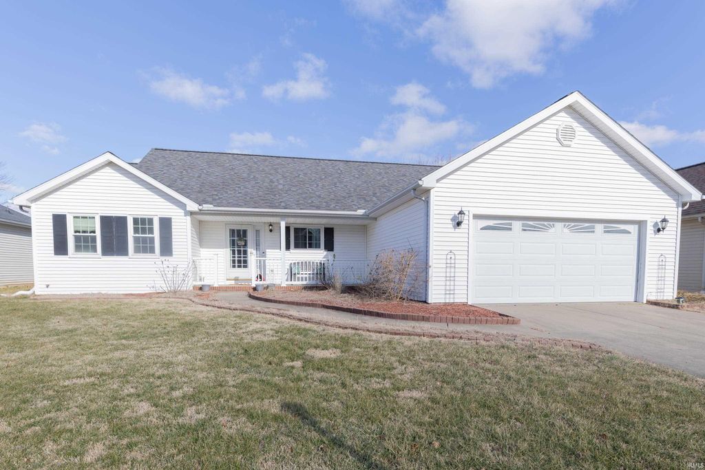 Photo of 3840 Collingswood Drive, Evansville, IN 47725 (MLS # 202601697)