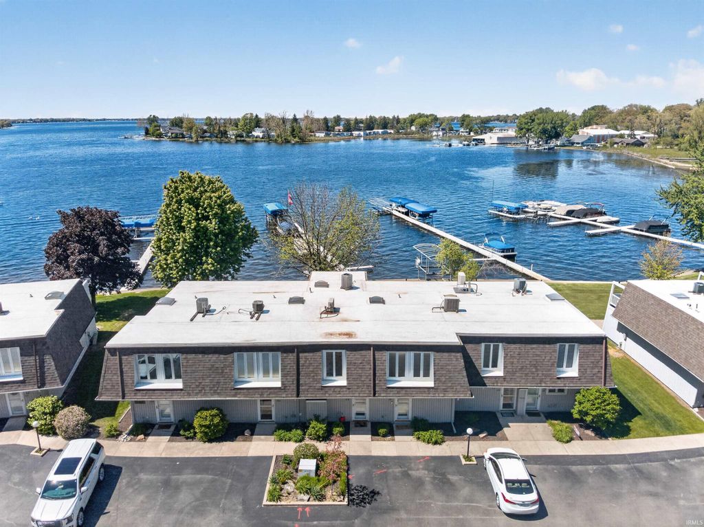 Photo of 10095 N Turkey Creek Road #22, Syracuse, IN 46567 (MLS # 202618883)