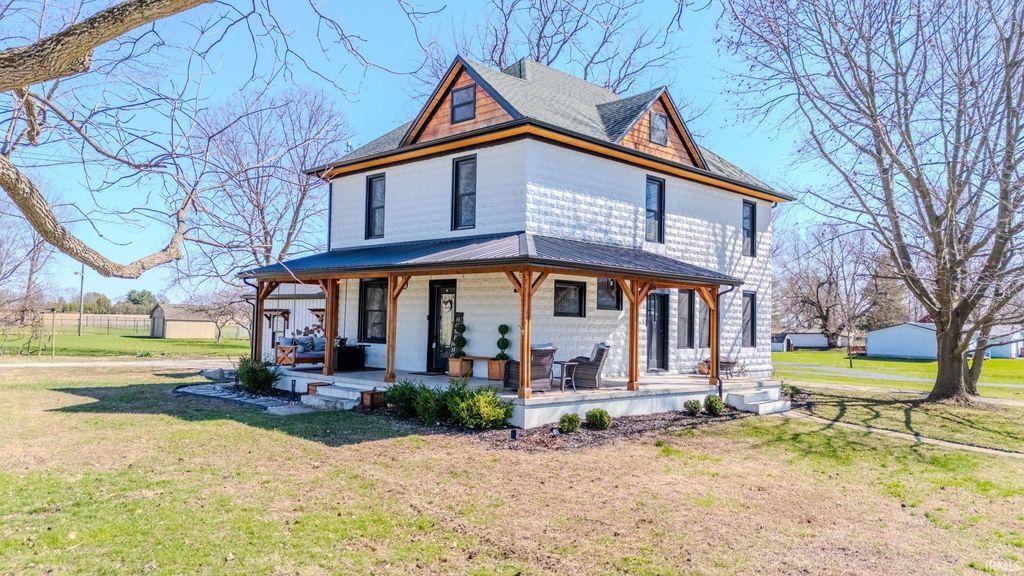 Photo of 1695 Pike Street, Wabash, IN 46992 (MLS # 202610811)