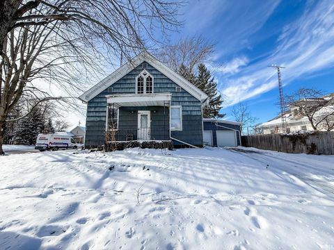 Photo of 112 S Main Street, Galveston, IN 46932 (MLS # 202548191)