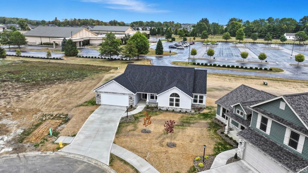 Photo of 12004 Swather Court, Fort Wayne, IN 46818 (MLS # 202549393)