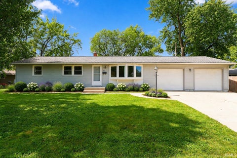 Photo of 228 Twillo Run Drive, New Haven, IN 46774 (MLS # 202638102)
