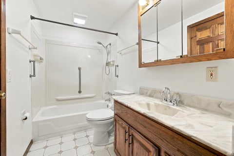 Tiny photo for 228 Twillo Run Drive, New Haven, IN 46774 (MLS # 202638102)