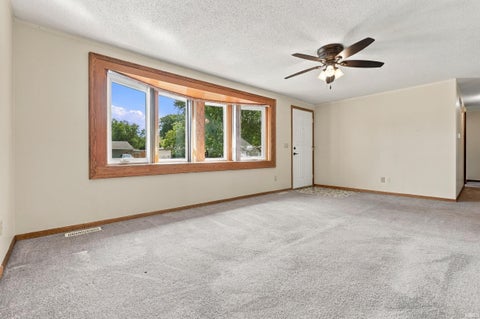 Tiny photo for 228 Twillo Run Drive, New Haven, IN 46774 (MLS # 202638102)