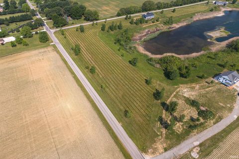 Tiny photo for 8649 W Division Line Road, Delphi, IN 46923 (MLS # 202422649)