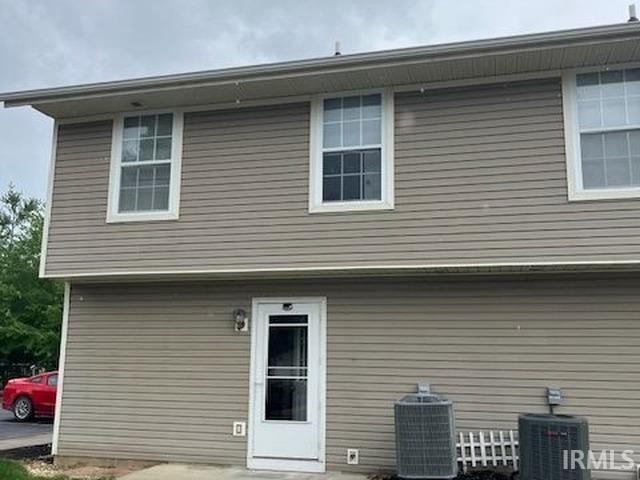 Photo of 2442 S Woolery Mill Drive, Bloomington, IN 47403 (MLS # 202637723)