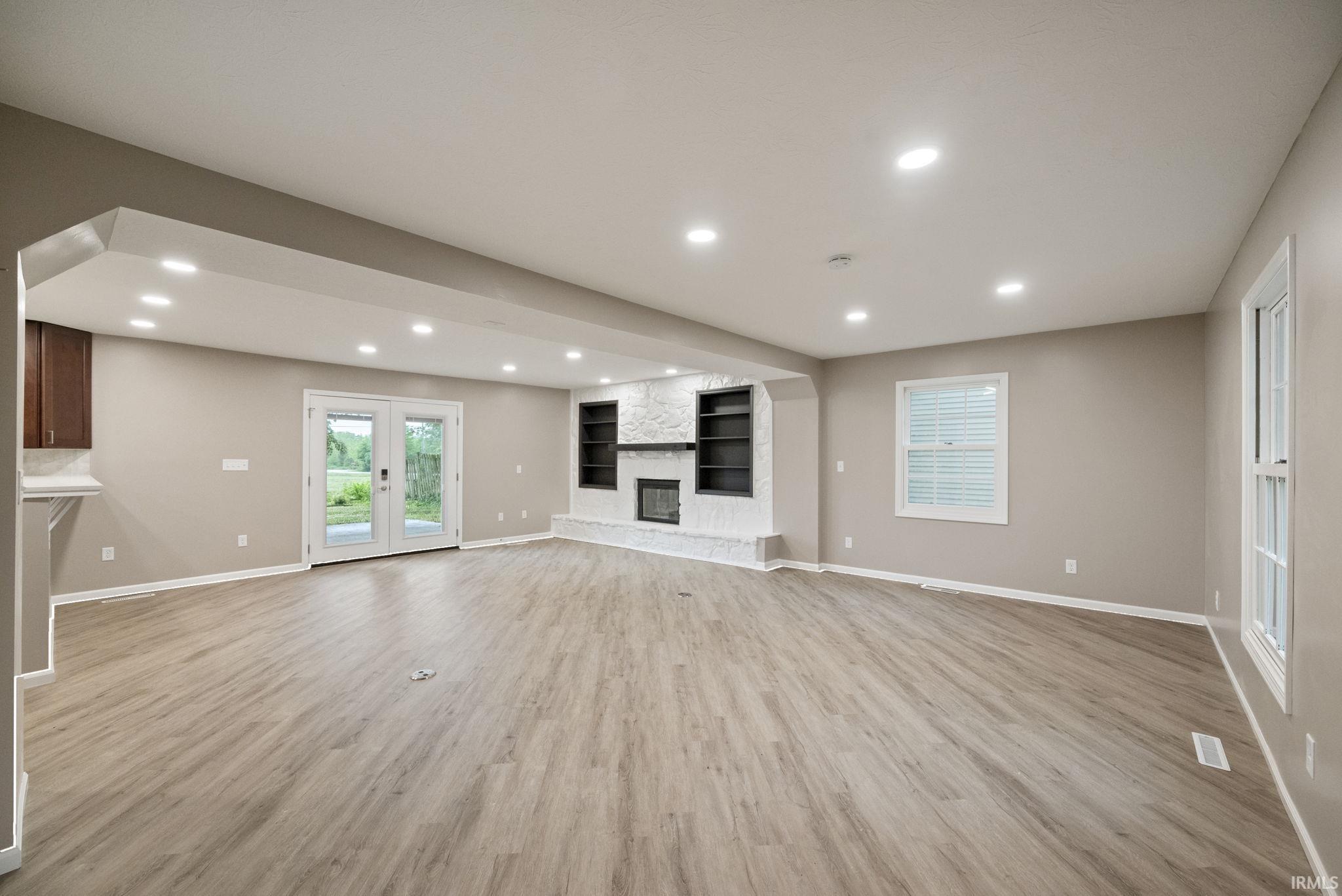 West Lafayette, Indiana 47906, United States, 4 Bedrooms Bedrooms, ,3 BathroomsBathrooms,Residential,Pending,140151