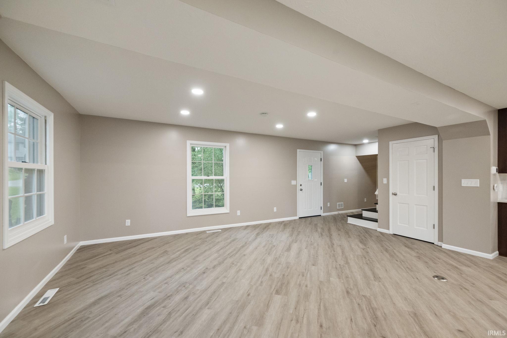 West Lafayette, Indiana 47906, United States, 4 Bedrooms Bedrooms, ,3 BathroomsBathrooms,Residential,Pending,140151