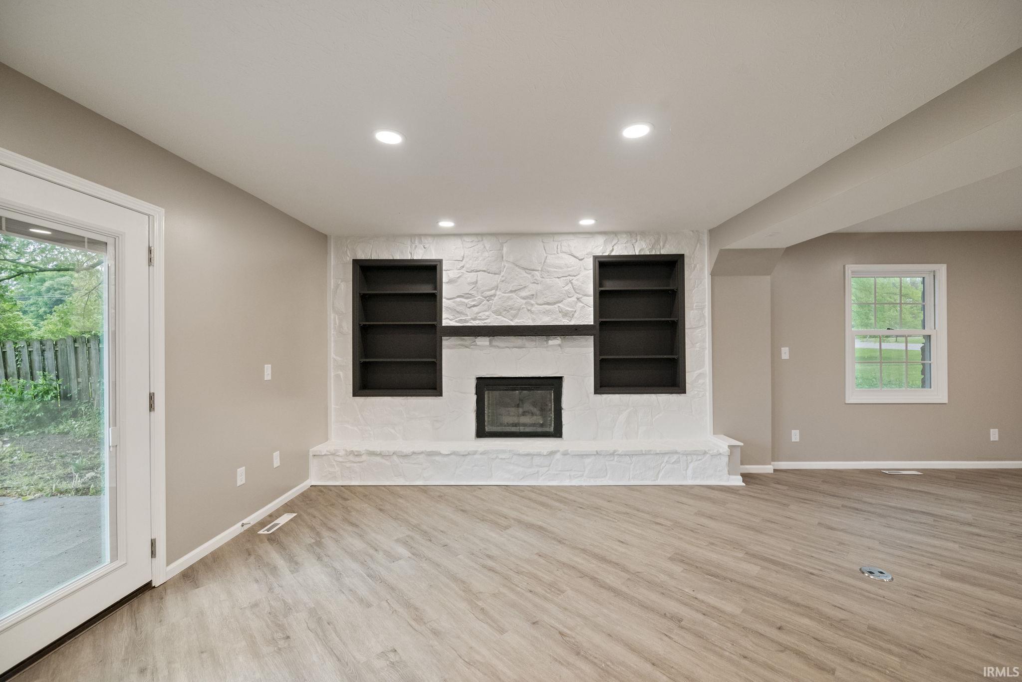 West Lafayette, Indiana 47906, United States, 4 Bedrooms Bedrooms, ,3 BathroomsBathrooms,Residential,Pending,140151