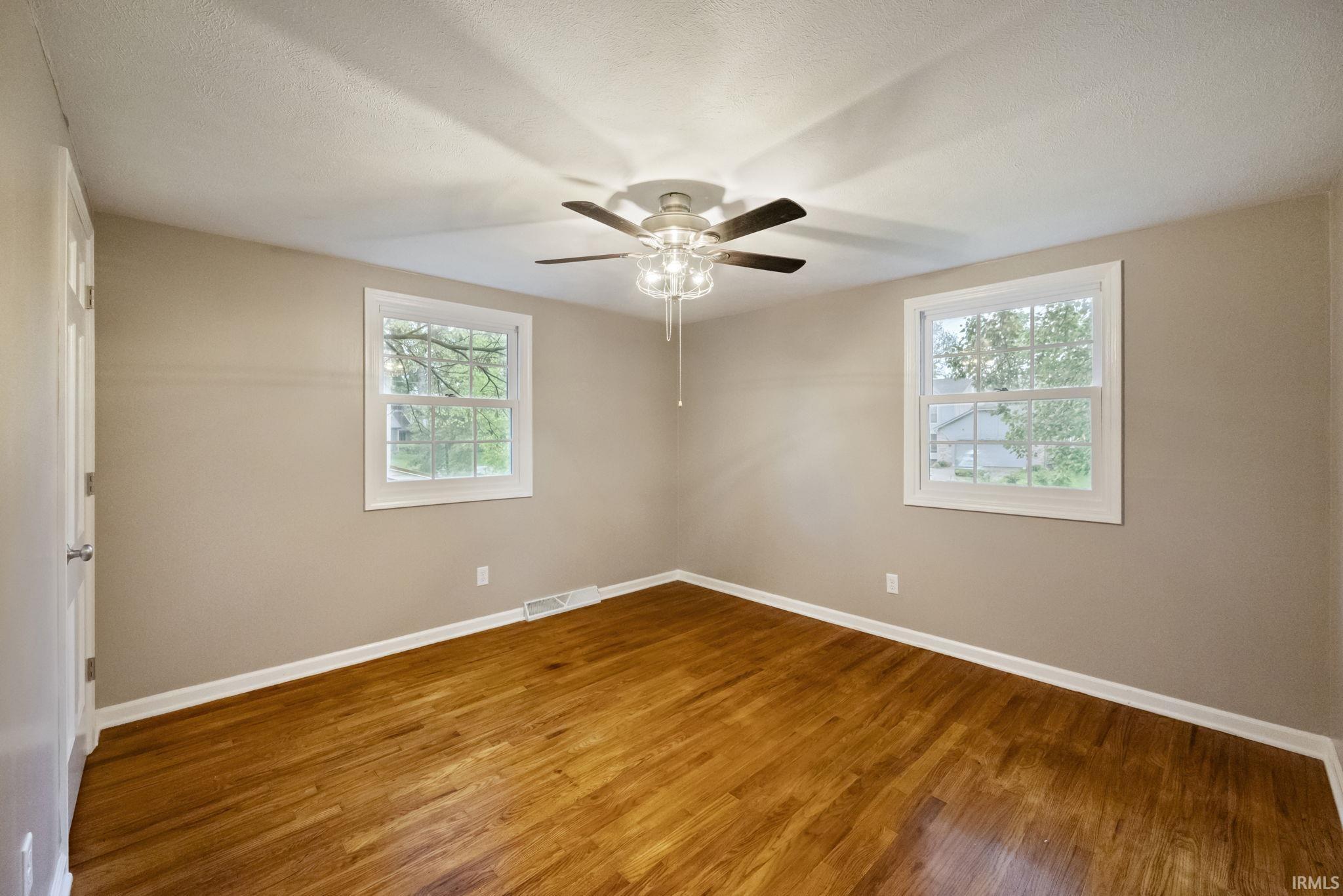 West Lafayette, Indiana 47906, United States, 4 Bedrooms Bedrooms, ,3 BathroomsBathrooms,Residential,Pending,140151