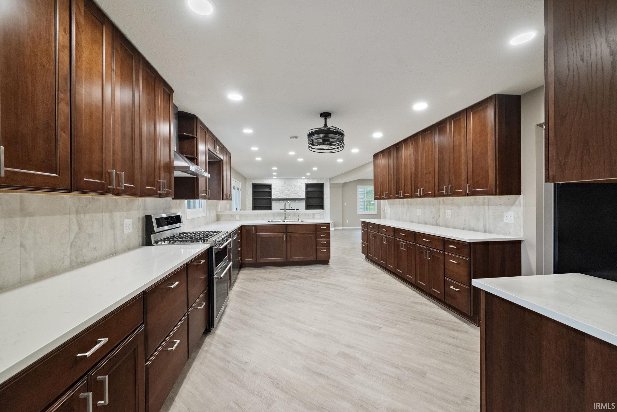 West Lafayette, Indiana 47906, United States, 4 Bedrooms Bedrooms, ,3 BathroomsBathrooms,Residential,Pending,140151