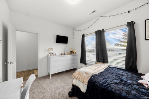Tiny photo for 284 Wallingford Street, Lafayette, IN 47905 (MLS # 202642642)