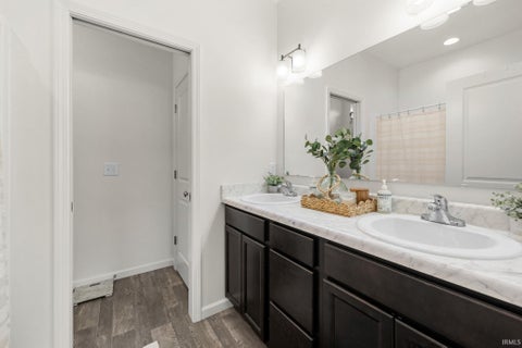 Tiny photo for 284 Wallingford Street, Lafayette, IN 47905 (MLS # 202642642)