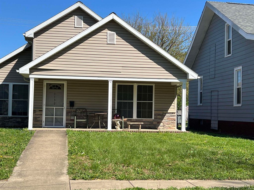 Photo of 1130 S Grand Avenue, Evansville, IN 47713 (MLS # 202616898)