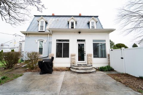 Tiny photo for 106 E Grace Street, Walton, IN 46994 (MLS # 202611163)