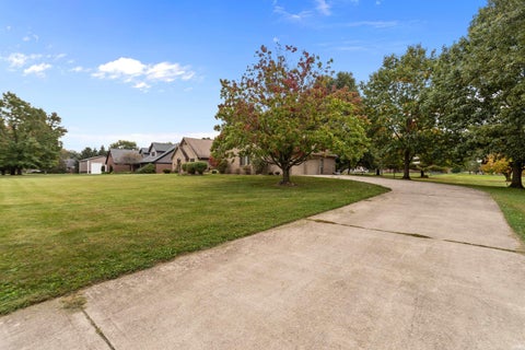Tiny photo for 5155 W 80 S, Kokomo, IN 46901 (MLS # 202642860)