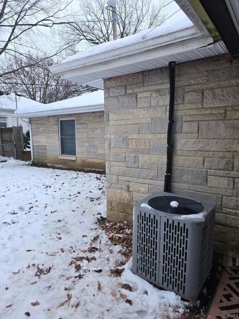 Tiny photo for 1746 W Sycamore Street, Kokomo, IN 46901 (MLS # 202548309)
