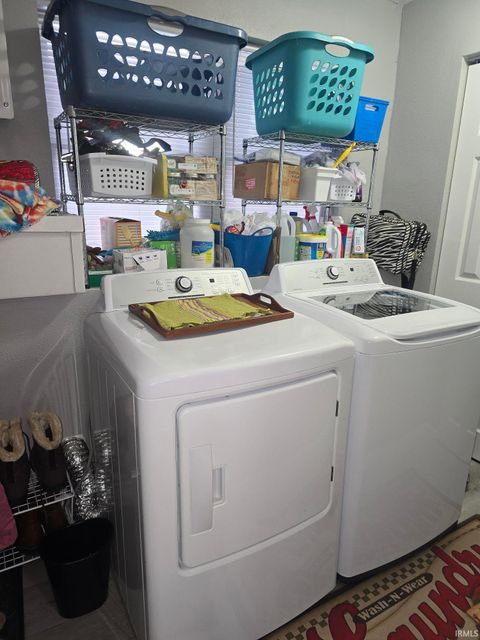 Tiny photo for 1746 W Sycamore Street, Kokomo, IN 46901 (MLS # 202548309)