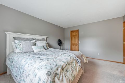 Tiny photo for 204 Hillside Place, Auburn, IN 46706 (MLS # 202618242)