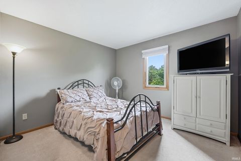 Tiny photo for 204 Hillside Place, Auburn, IN 46706 (MLS # 202618242)