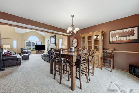 Tiny photo for 204 Hillside Place, Auburn, IN 46706 (MLS # 202618242)
