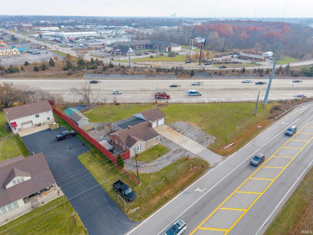 Photo of 4422 Hillegas Road, Fort Wayne, IN 46818 (MLS # 202546872)