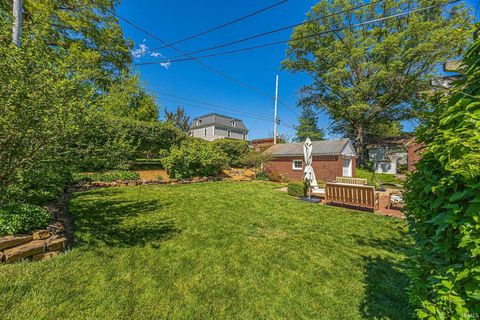 Tiny photo for 328 W 5th Street, Jasper, IN 47546 (MLS # 202618621)