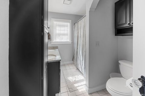 Tiny photo for 328 W 5th Street, Jasper, IN 47546 (MLS # 202618621)