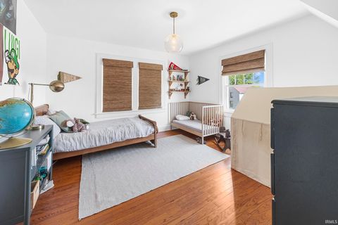 Tiny photo for 328 W 5th Street, Jasper, IN 47546 (MLS # 202618621)