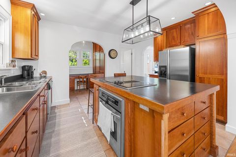 Tiny photo for 328 W 5th Street, Jasper, IN 47546 (MLS # 202618621)