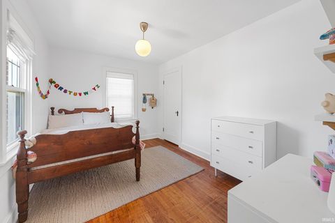 Tiny photo for 328 W 5th Street, Jasper, IN 47546 (MLS # 202618621)