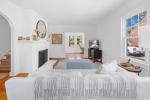 Tiny photo for 328 W 5th Street, Jasper, IN 47546 (MLS # 202618621)
