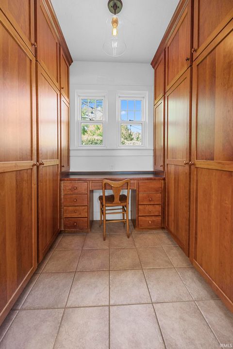Tiny photo for 328 W 5th Street, Jasper, IN 47546 (MLS # 202618621)