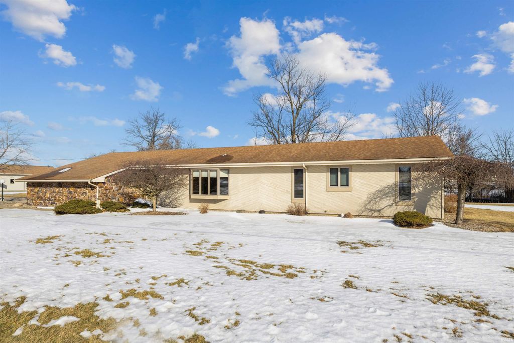 Photo of 7348 Schwartz Road, Fort Wayne, IN 46835 (MLS # 202604451)