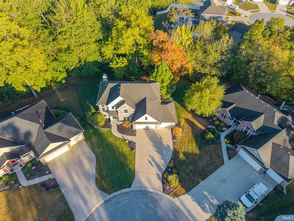 Photo of 11819 Island Cove Drive, Fort Wayne, IN 46845 (MLS # 202542151)